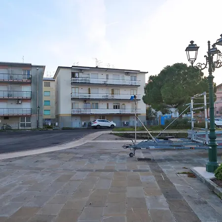 Appartement Laguna Gaddi - Trilocale Vista Laguna E Posto Auto