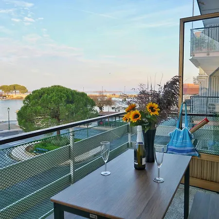 Laguna Gaddi - Trilocale Vista Laguna E Posto Auto Apartment