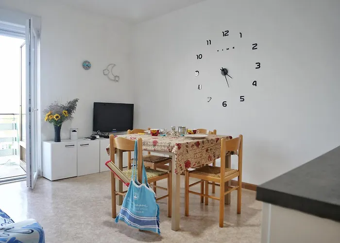 Laguna Gaddi - Trilocale Vista Laguna E Posto Auto * Grado