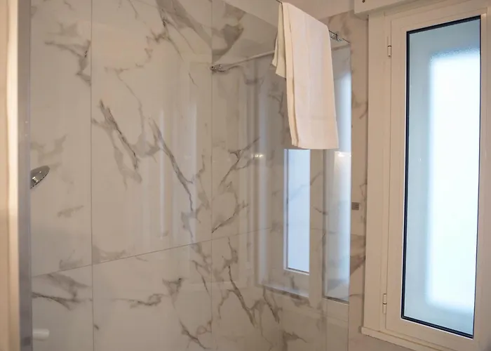 Laguna Gaddi - Trilocale Vista Laguna E Posto Auto * Grado