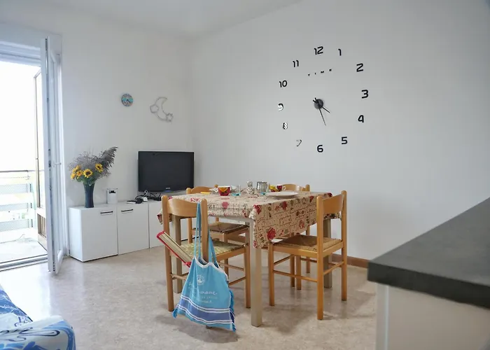 Laguna Gaddi - Trilocale Vista Laguna E Posto Auto * Grado