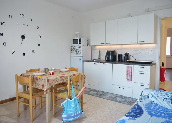 Laguna Gaddi - Trilocale Vista Laguna E Posto Auto *